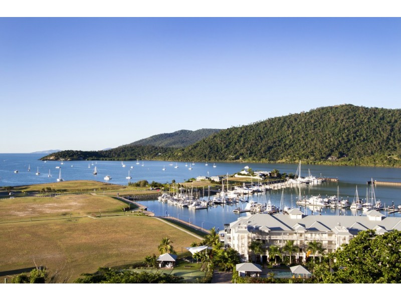 52 and 52A /5 Golden Orchid Drive, Airlie Beach QLD 4802