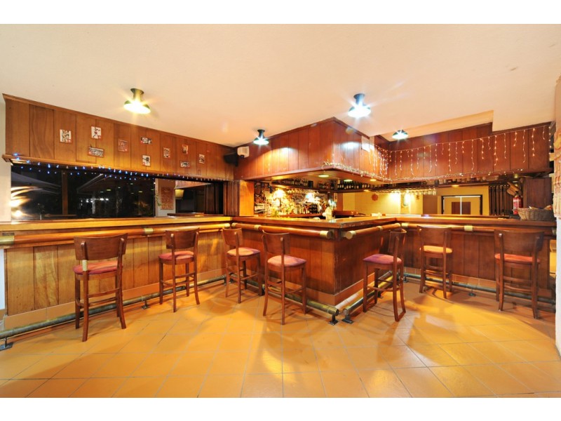 52 and 52A /5 Golden Orchid Drive, Airlie Beach QLD 4802