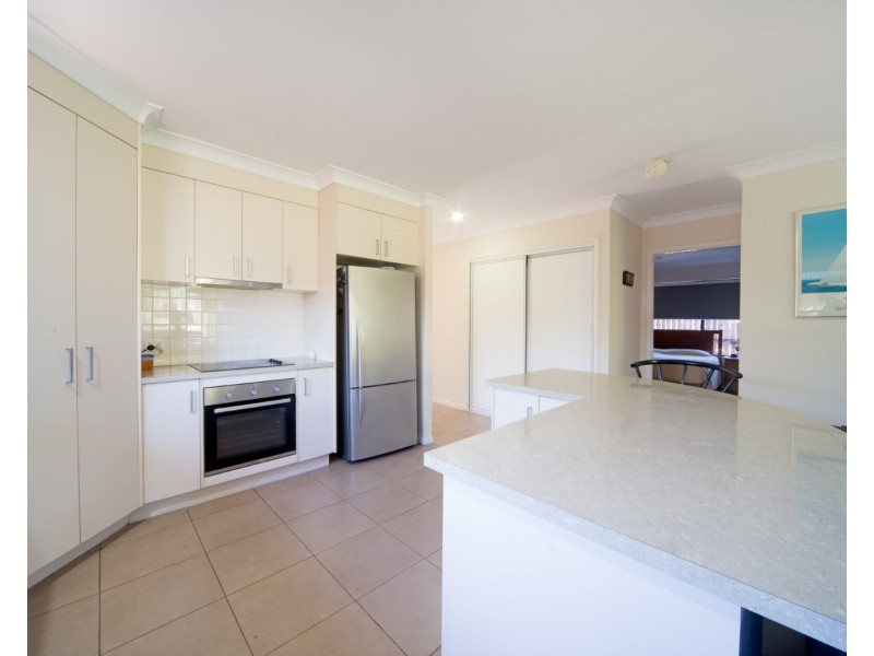 86 Abell Road, Cannonvale QLD 4802