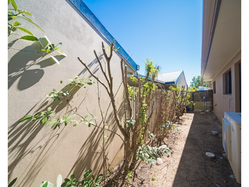 86 Abell Road, Cannonvale QLD 4802