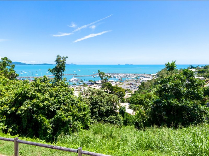 1/10 Kara Crescent, Airlie Beach QLD 4802
