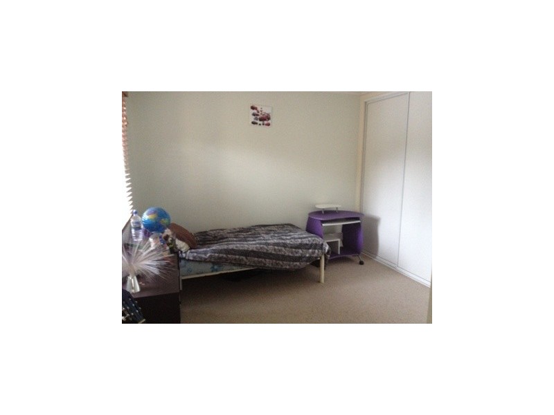 2/13 Macarthur Drive, Cannonvale QLD 4802