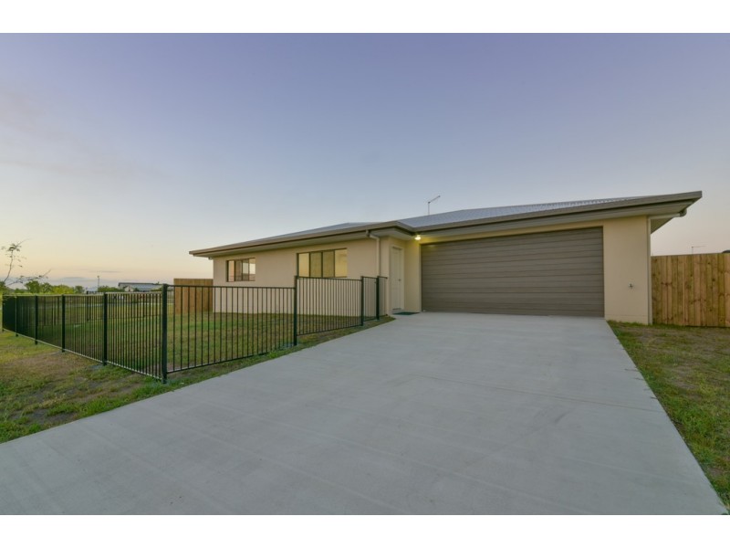 19 Tamarind Crescent, Proserpine QLD 4800