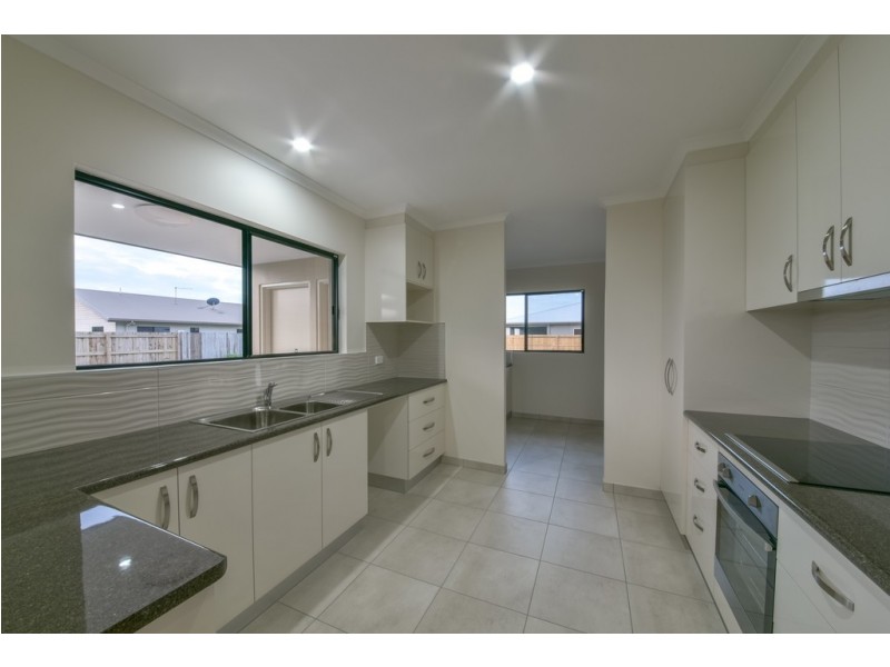 19 Tamarind Crescent, Proserpine QLD 4800