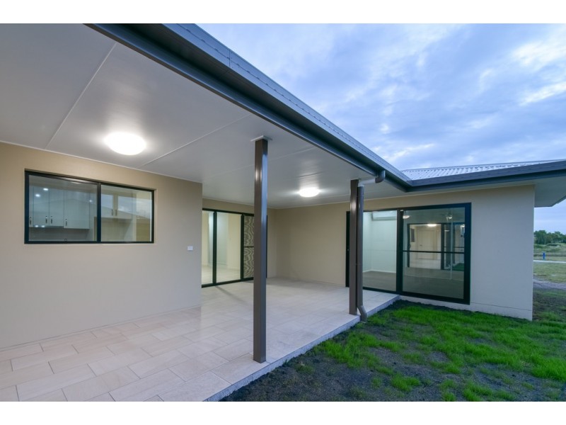 19 Tamarind Crescent, Proserpine QLD 4800