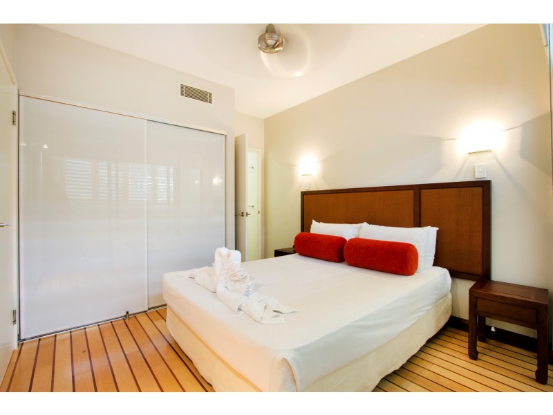 118/33 Port Drive, Airlie Beach QLD 4802