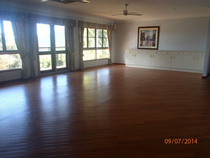 16 Hamilton Avenue, Cannonvale QLD 4802