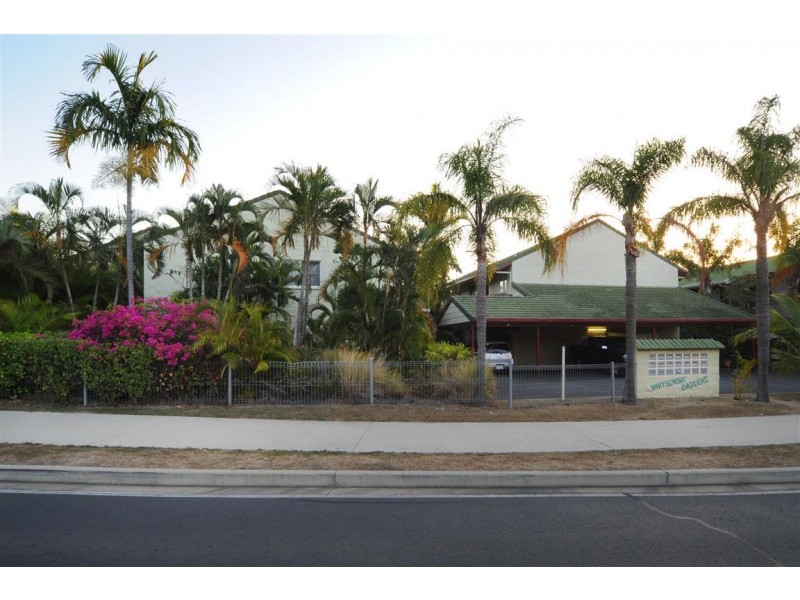 11/14 Island Drive, Cannonvale QLD 4802