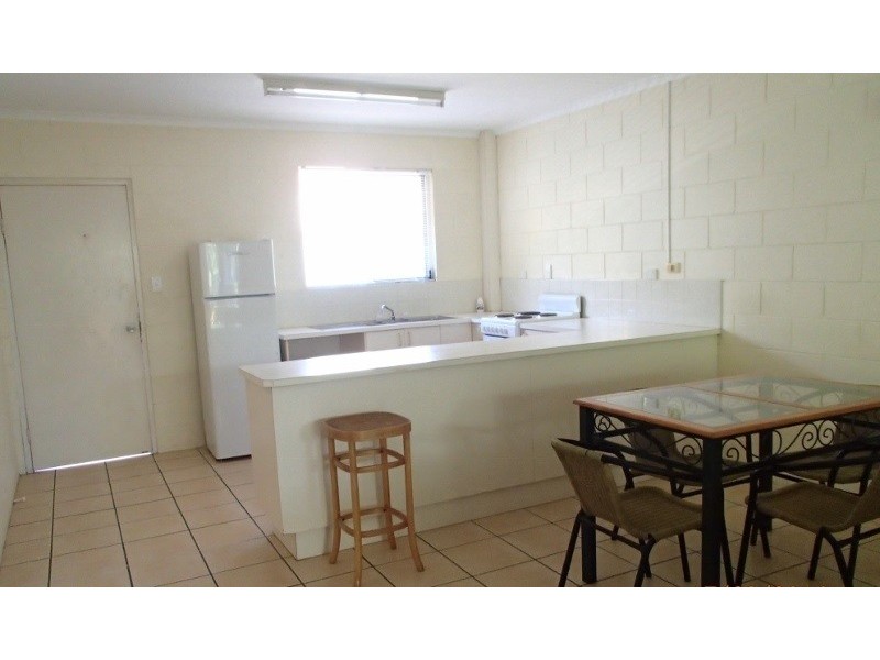 11/14 Island Drive, Cannonvale QLD 4802