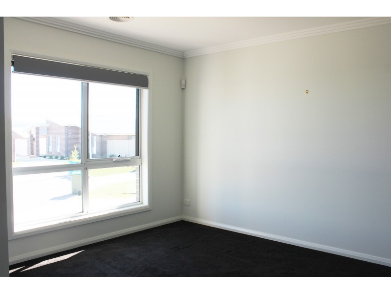 6 Mulberrygong Court, Estella NSW 2650