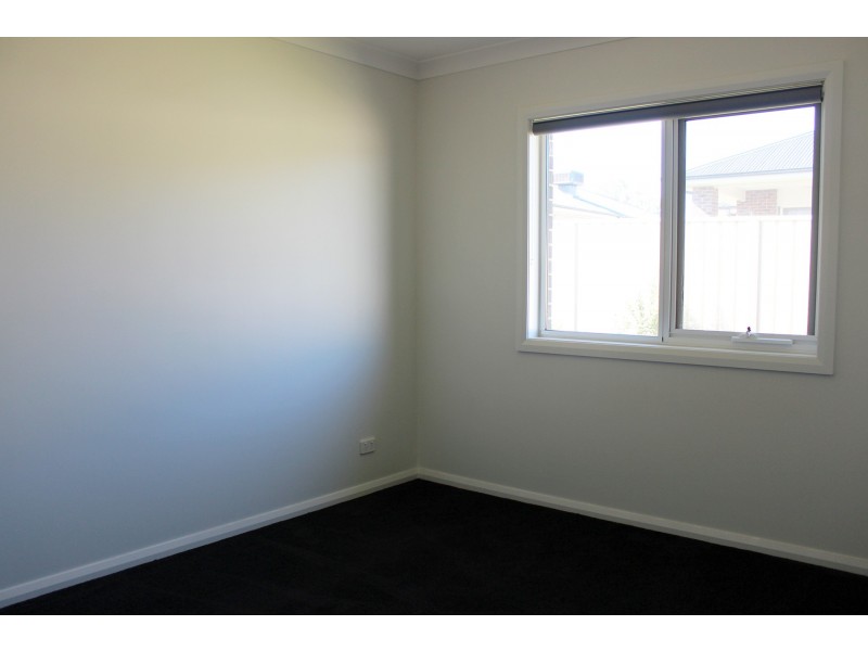6 Mulberrygong Court, Estella NSW 2650