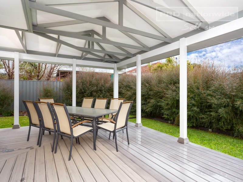 8 Heydon Avenue, Turvey Park NSW 2650