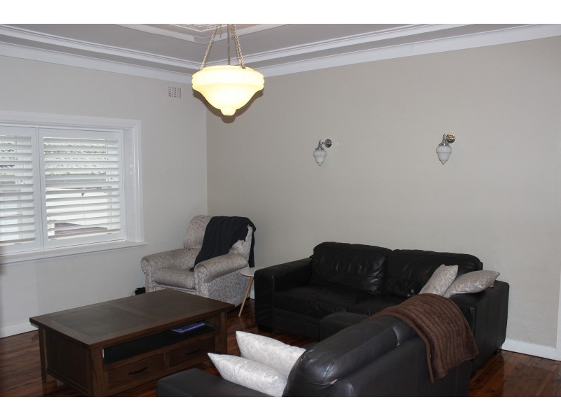 22 Grandview Avenue, Turvey Park NSW 2650
