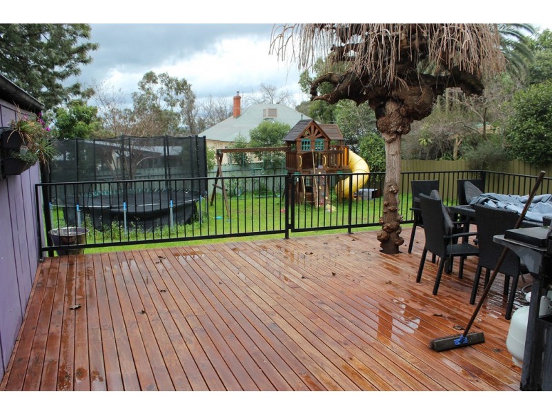 22 Grandview Avenue, Turvey Park NSW 2650
