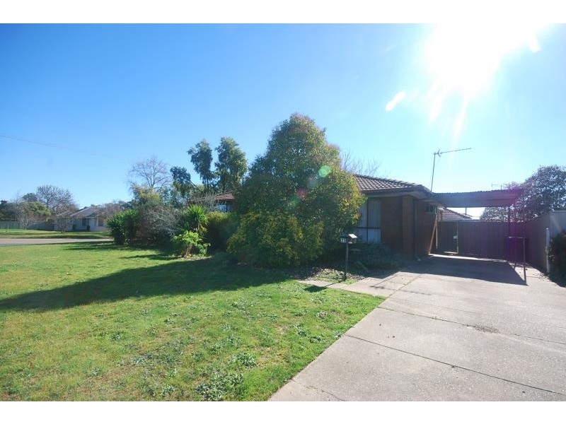 33 Anne Street, Tolland NSW 2650