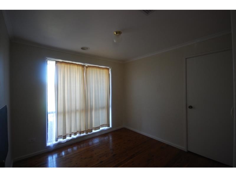 33 Anne Street, Tolland NSW 2650