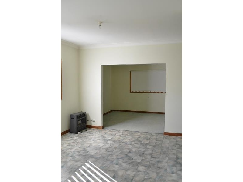 2A Sullivan Street, Wagga Wagga NSW 2650