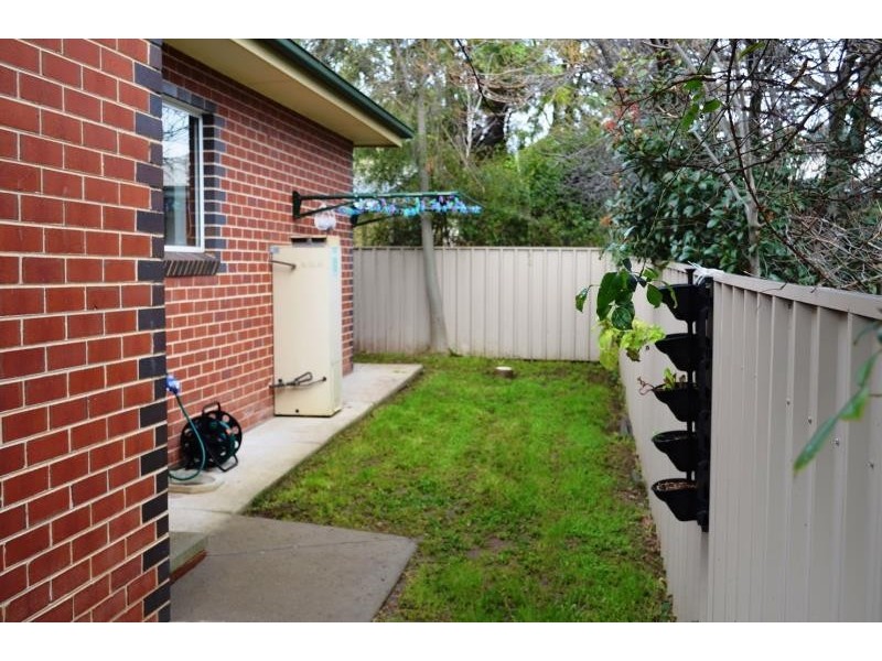 2A Sullivan Street, Wagga Wagga NSW 2650