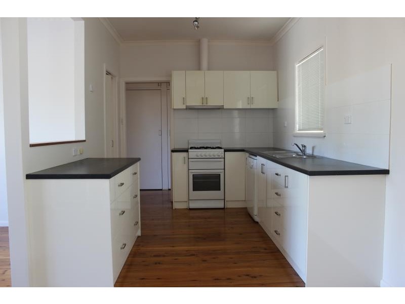 15 Higgins Avenue, Wagga Wagga NSW 2650