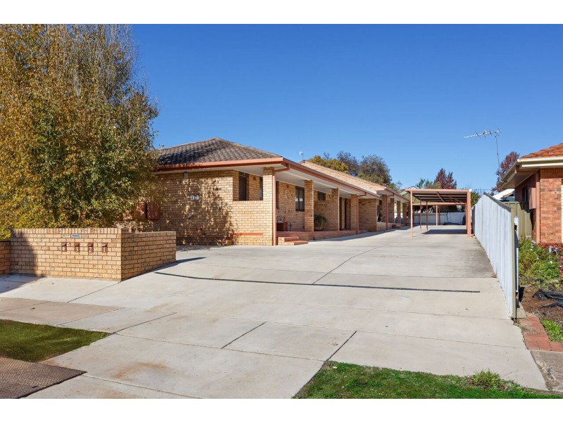 1/94 Urana Street, Turvey Park NSW 2650