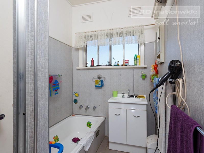 45 Cowabbie Street, Coolamon NSW 2701