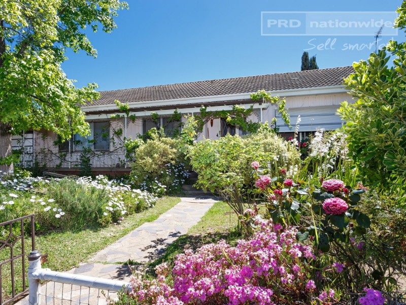 2 Bennett Street, Ashmont NSW 2650