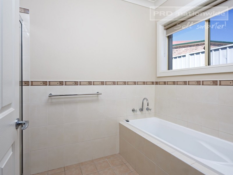 30 Budawang Place, Tatton NSW 2650