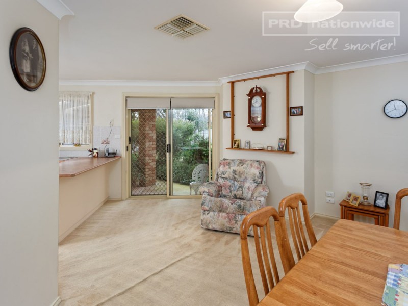 27 Nunkeri Street, Glenfield Park NSW 2650