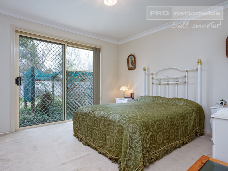 27 Nunkeri Street, Glenfield Park NSW 2650