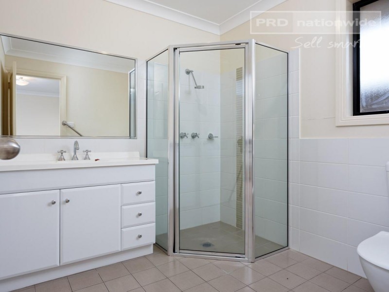 7 Yoogali Street, Glenfield Park NSW 2650