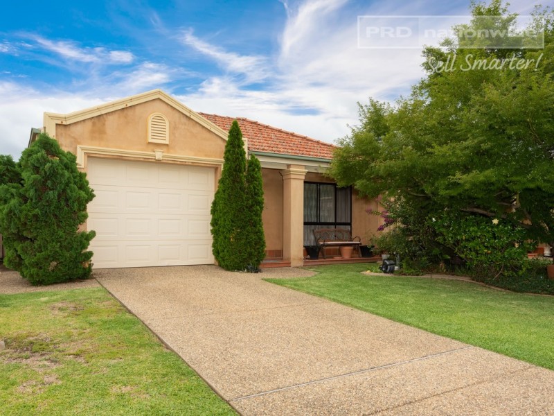 9C Bentley Place, Wagga Wagga NSW 2650
