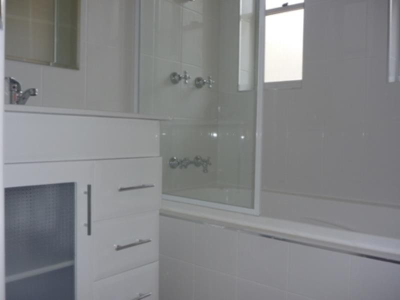 99 Macleay Street, Turvey Park NSW 2650