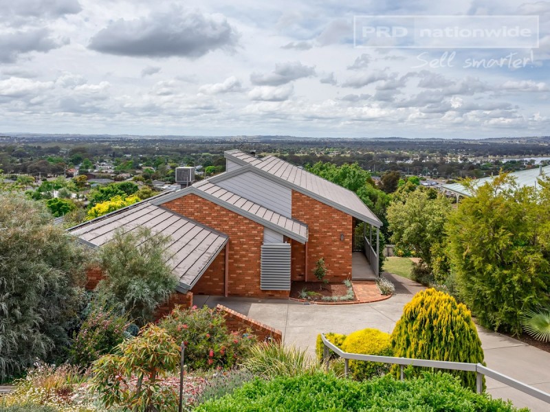 80 Henwood Avenue, Kooringal NSW 2650