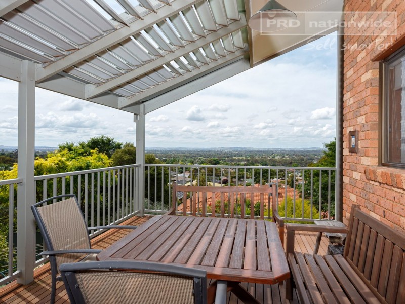 80 Henwood Avenue, Kooringal NSW 2650