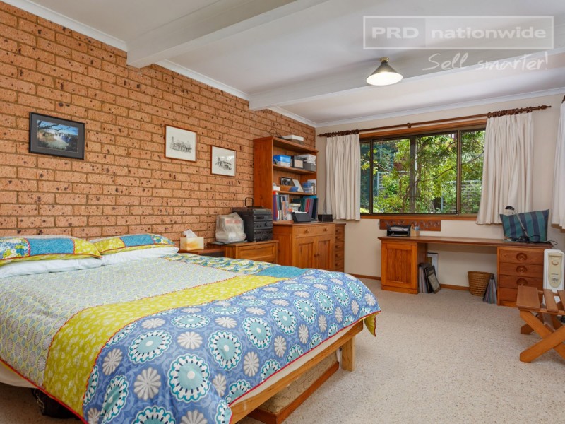 80 Henwood Avenue, Kooringal NSW 2650