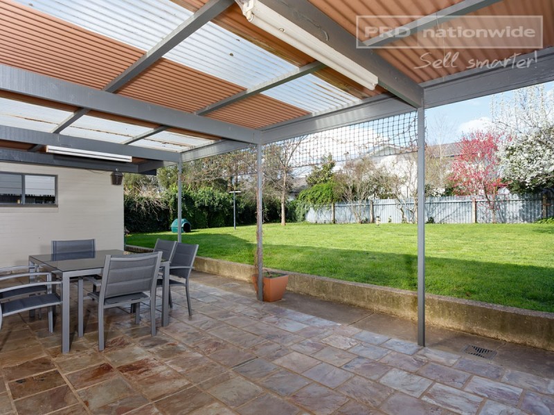 30 Norfolk Avenue, Lake Albert NSW 2650