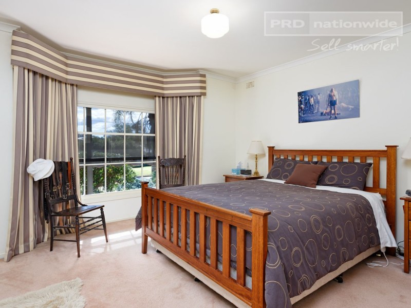 30 Norfolk Avenue, Lake Albert NSW 2650