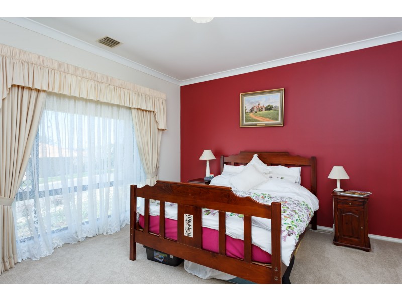 6 Fletcher Place, Kooringal NSW 2650
