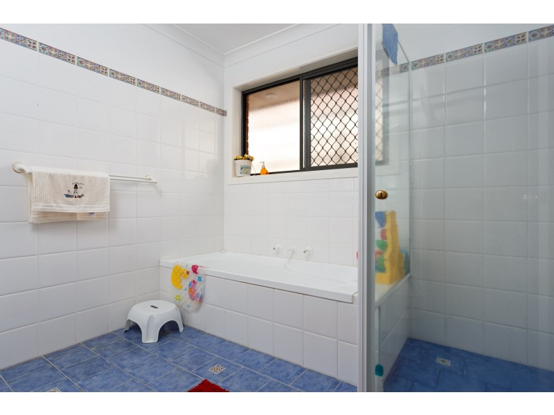 6 Fletcher Place, Kooringal NSW 2650