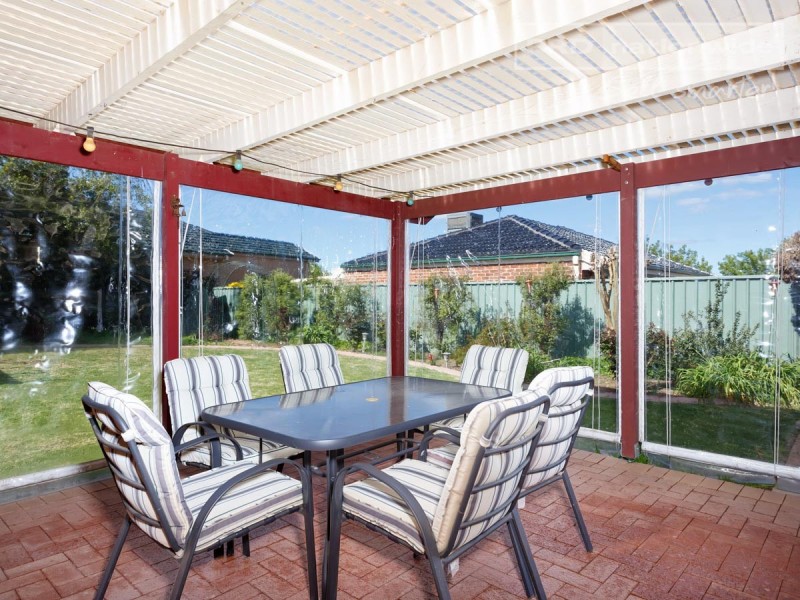 7 Lachlan Place, Tatton NSW 2650