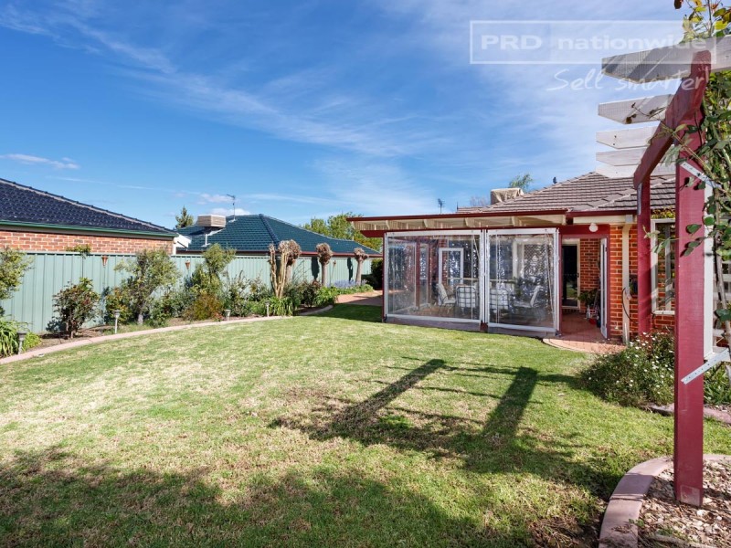 7 Lachlan Place, Tatton NSW 2650