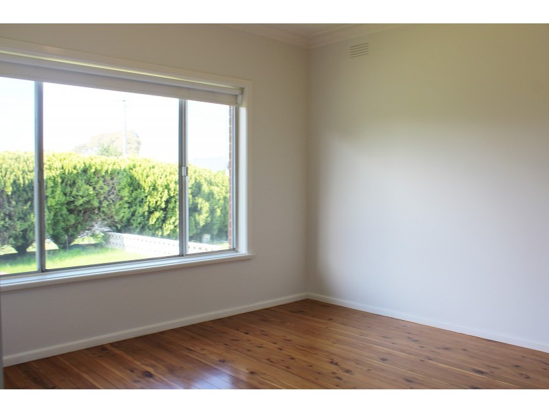 15 Higgins Avenue, Wagga Wagga NSW 2650