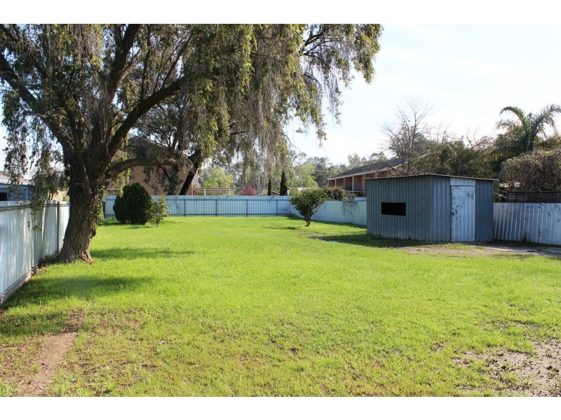 15 Higgins Avenue, Wagga Wagga NSW 2650