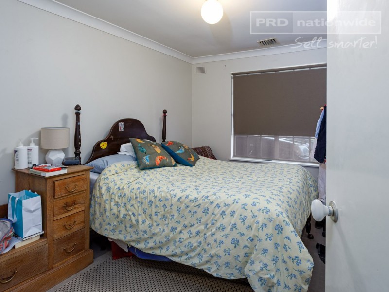 432 Lake Albert Road, Lake Albert NSW 2650