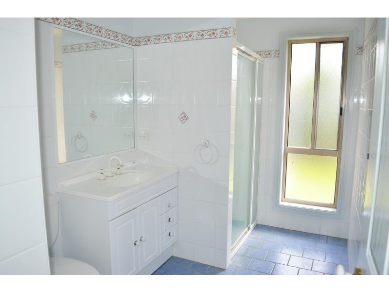 95 Atherton Crescent, Tatton NSW 2650
