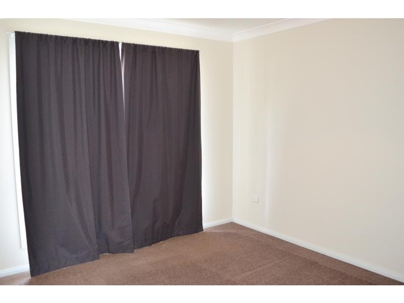 95 Atherton Crescent, Tatton NSW 2650