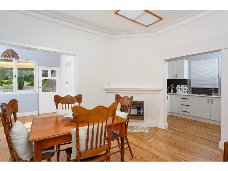 7 North Parade, Wagga Wagga NSW 2650