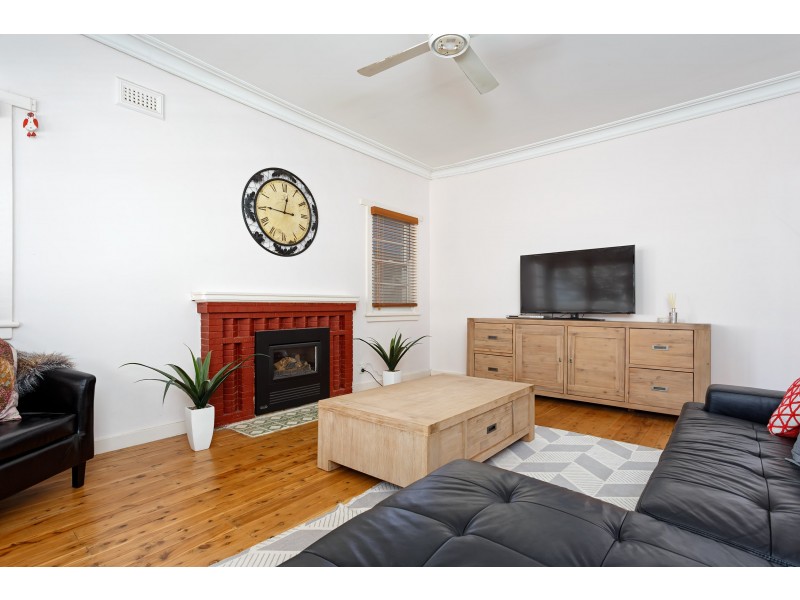 7 North Parade, Wagga Wagga NSW 2650