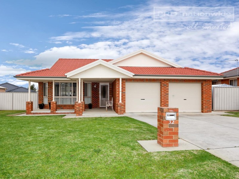 32 Nunkeri Street, Glenfield Park NSW 2650