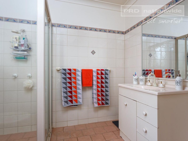 32 Nunkeri Street, Glenfield Park NSW 2650